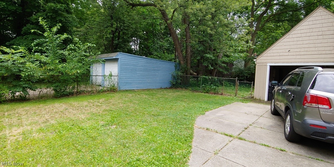 1119 Castleton Road Cleveland Heights, OH 44121 - Photo 8 of 12