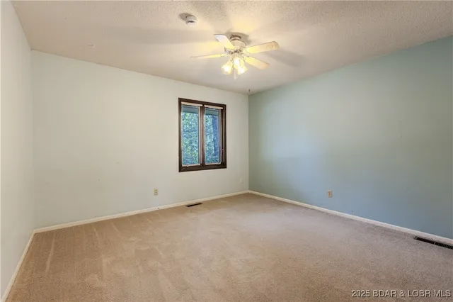 $299,900 | 71 Sesame Street, Camdenton, MO 65020