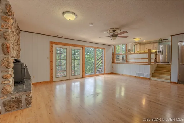 $299,900 | 71 Sesame Street, Camdenton, MO 65020