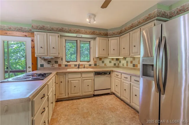 $299,900 | 71 Sesame Street, Camdenton, MO 65020