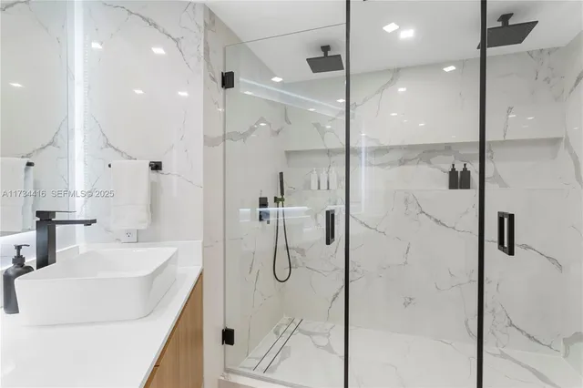 $1,799,000 | 2127 Brickell Avenue, Unit 705, Miami, FL 33129