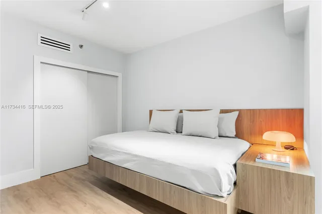 $1,799,000 | 2127 Brickell Avenue, Unit 705, Miami, FL 33129