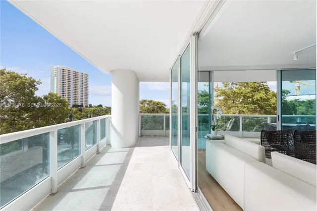 $1,799,000 | 2127 Brickell Avenue, Unit 705, Miami, FL 33129