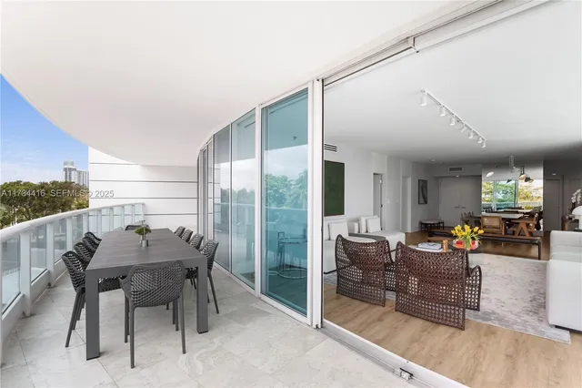 $1,799,000 | 2127 Brickell Avenue, Unit 705, Miami, FL 33129