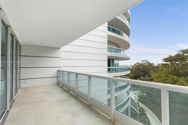 $1,799,000 | 2127 Brickell Avenue, Unit 705, Miami, FL 33129