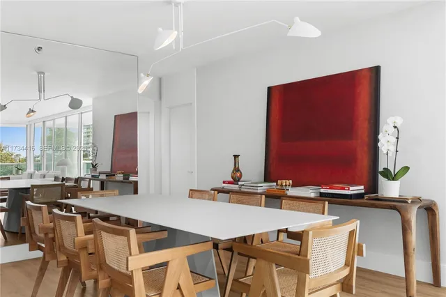 $1,799,000 | 2127 Brickell Avenue, Unit 705, Miami, FL 33129