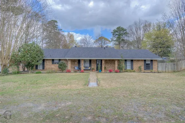 $282,000 | 306 South Tanglewood Drive, Minden, LA 71055