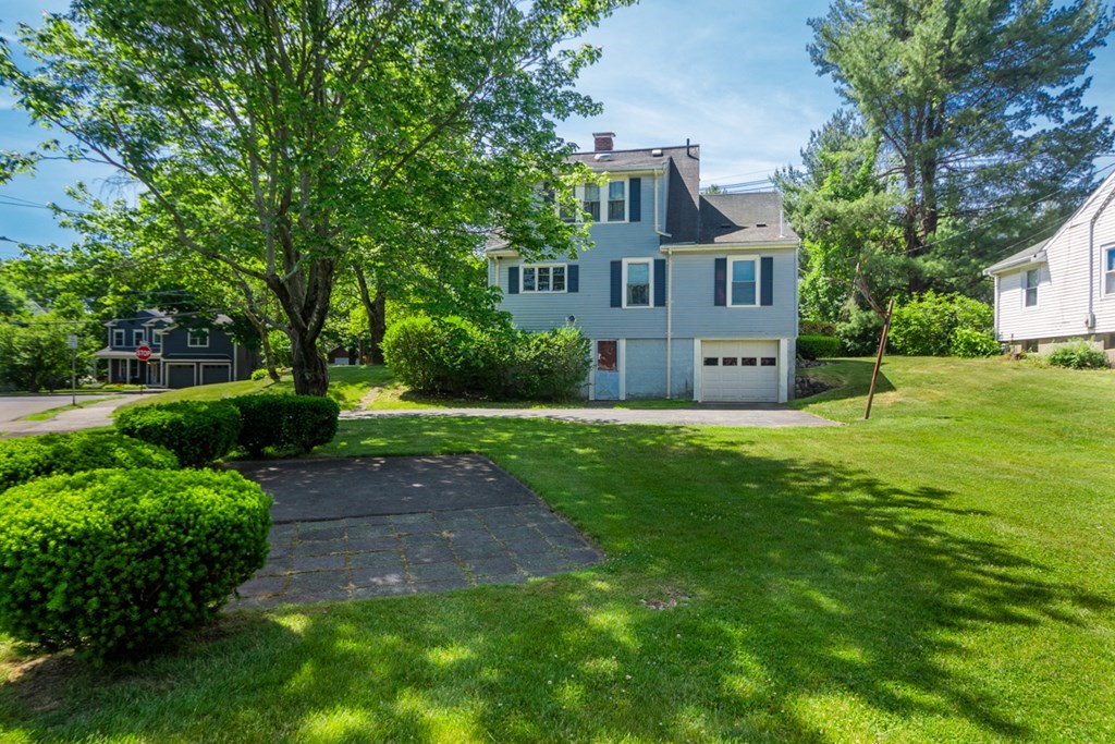 211 Broad Meadow Road Needham, MA 02492 - Photo 11 of 12