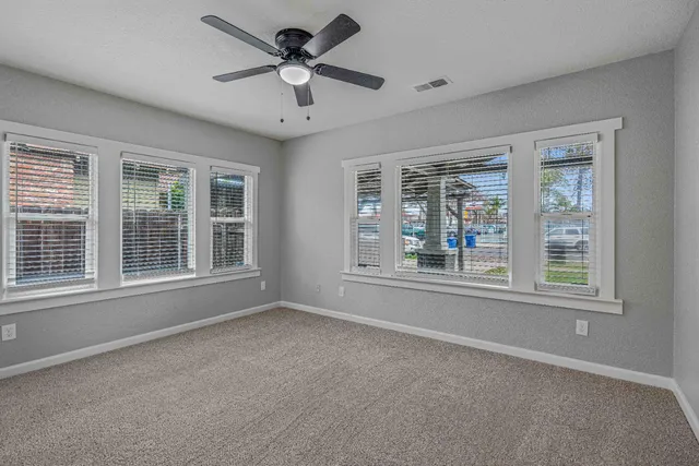 $354,999 | 117 South Santa Ana Avenue, Modesto, CA 95354