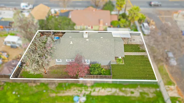 $354,999 | 117 South Santa Ana Avenue, Modesto, CA 95354