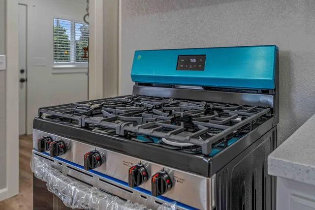 $354,999 | 117 South Santa Ana Avenue, Modesto, CA 95354