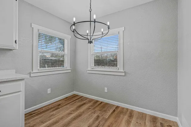 $354,999 | 117 South Santa Ana Avenue, Modesto, CA 95354