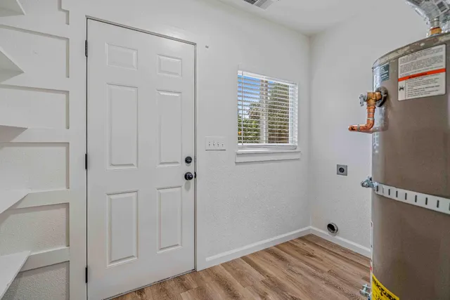 $354,999 | 117 South Santa Ana Avenue, Modesto, CA 95354