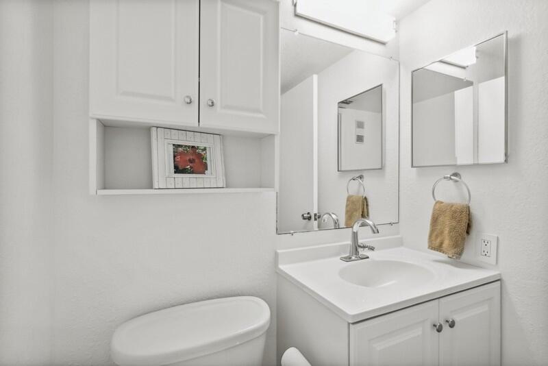 1605 Highway 1, Unit V4101 Jupiter, FL 33477 - Photo 9 of 34 Guest Bath