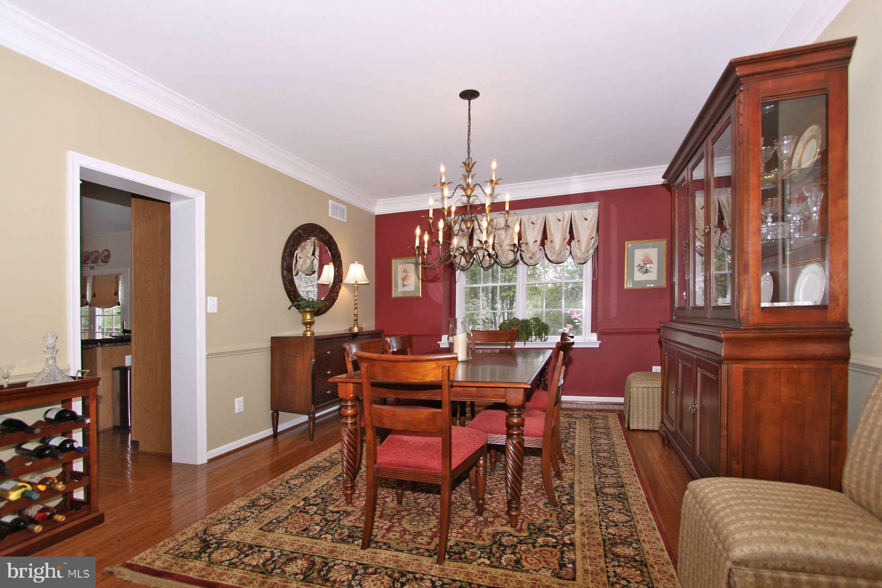 1305 Aldbury Way Reston, VA 20194 - Photo 8 of 30 Dining Room