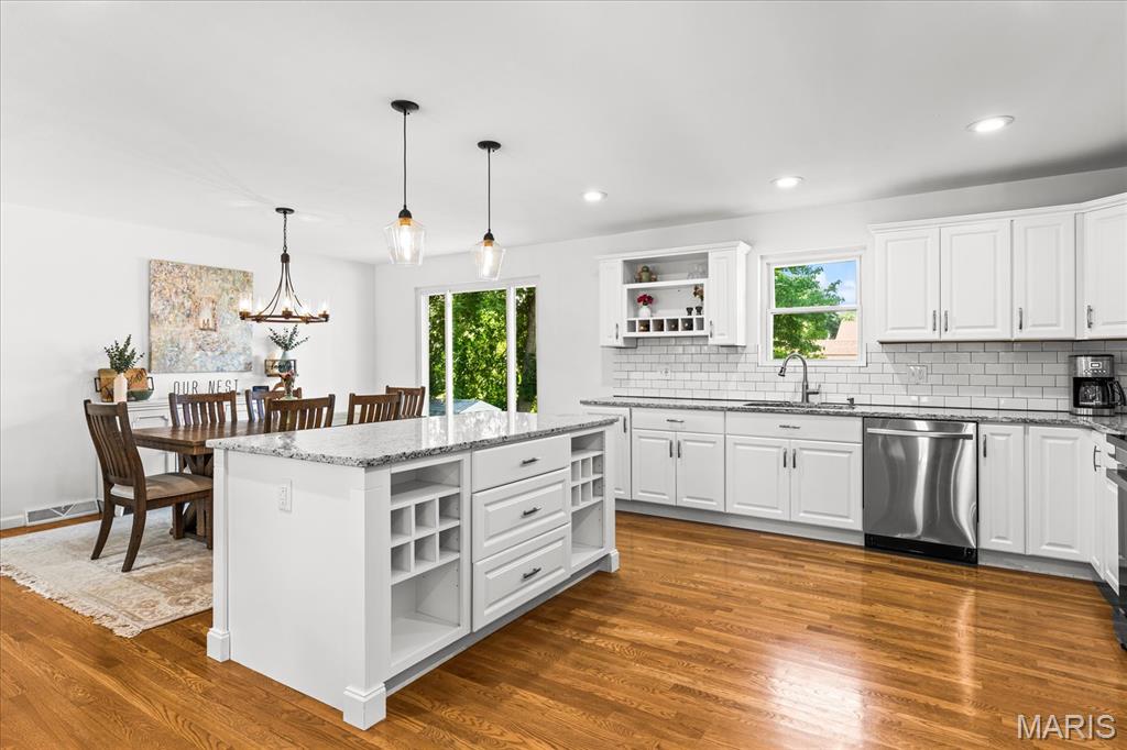 407 Fontainebleau O'Fallon, IL 62269 - Photo 9 of 42 Gallery Image 9