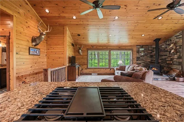 a view of an outdoor space