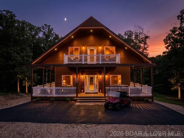 $699,900 | 530 Big Cedar, Camdenton, MO 65020