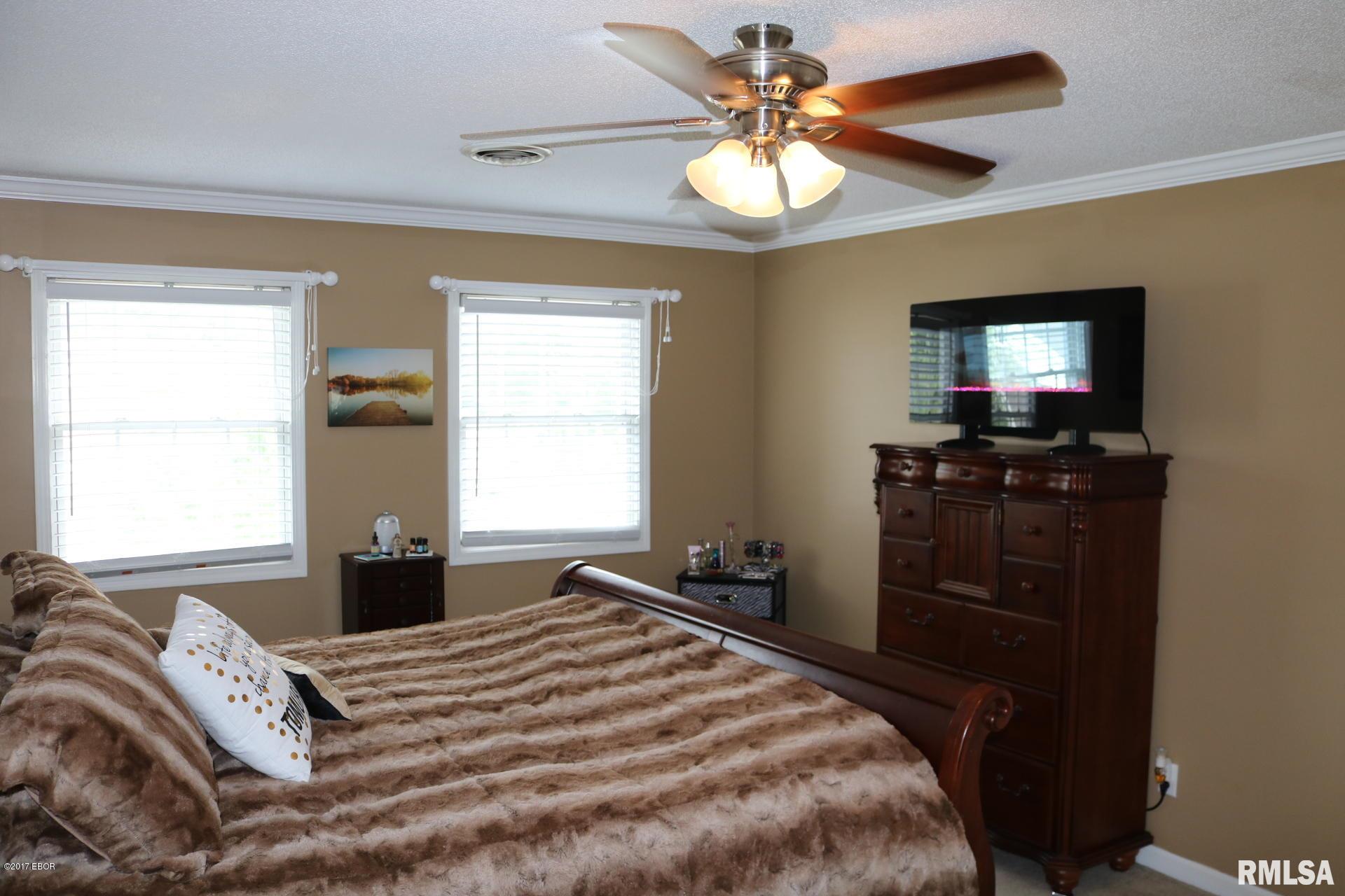 1305 Whipporwill Road Carterville, IL 62918 - Photo 31 of 50 Gallery Image 31