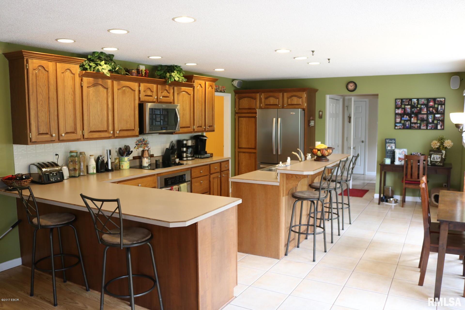 1305 Whipporwill Road Carterville, IL 62918 - Photo 5 of 50 Gallery Image 5
