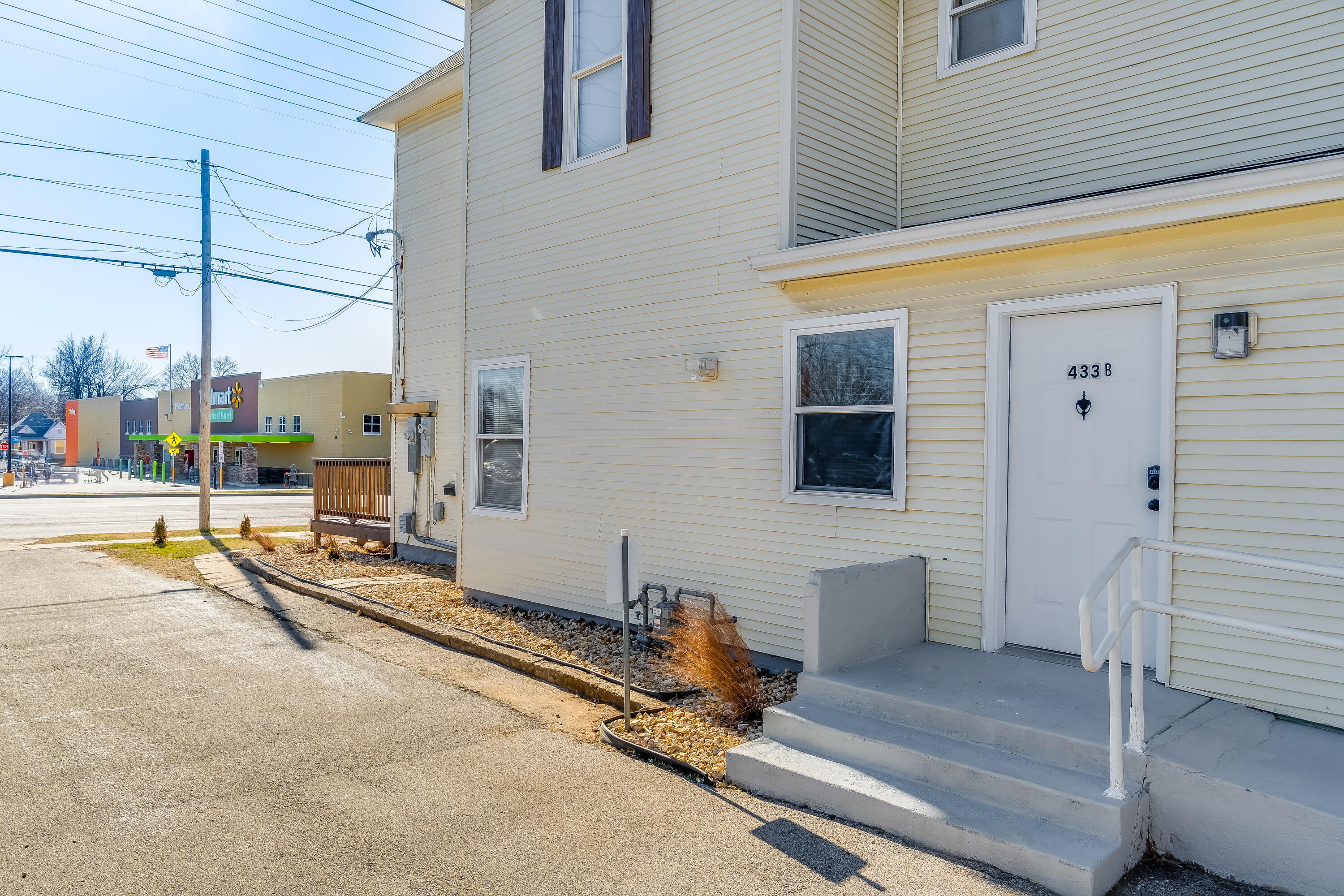 433 West Grand Street, Unit B Springfield, MO 65807 - Photo 11 of 14 B1