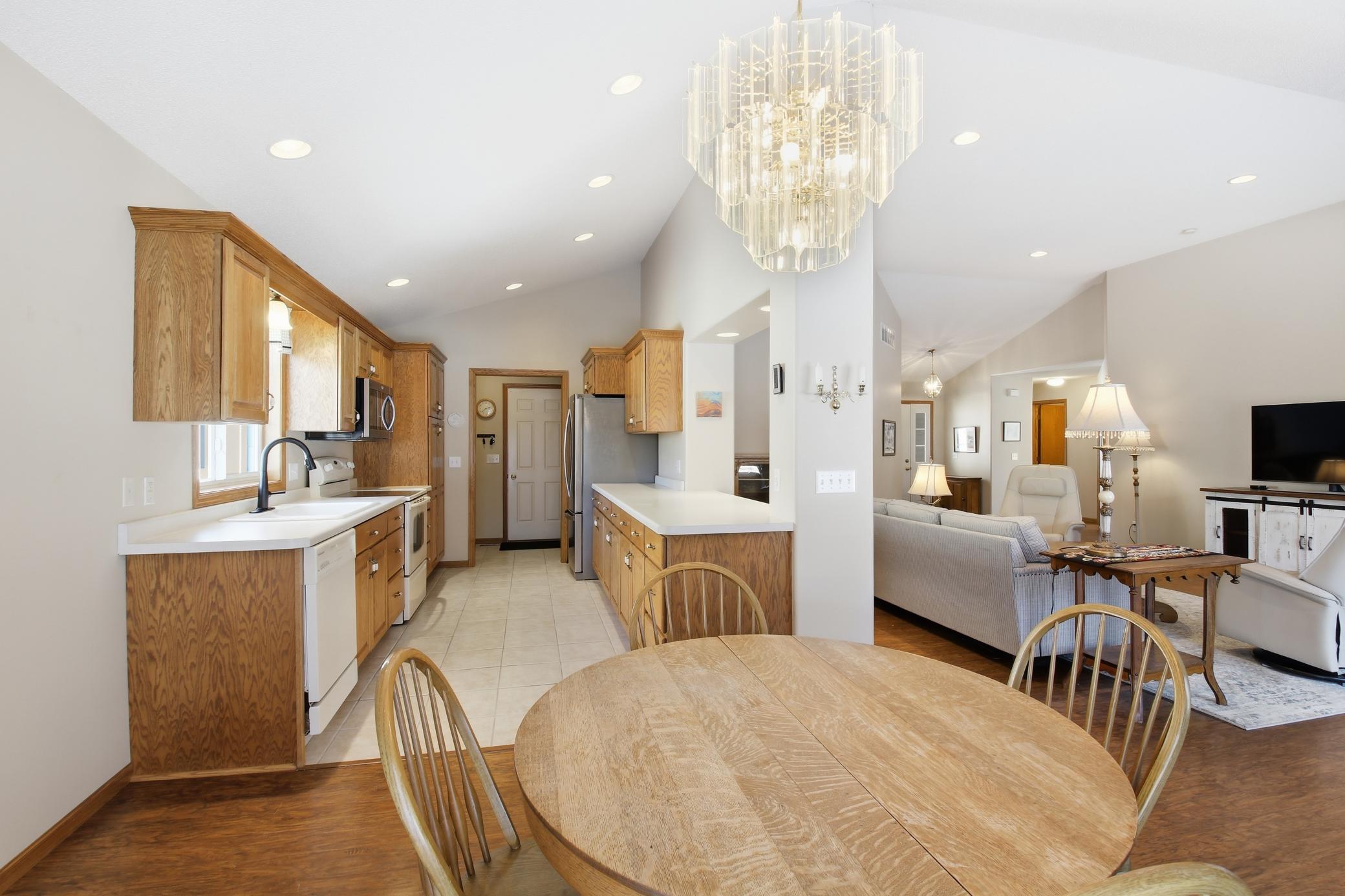 2536 7th Avenue Southeast Willmar, MN 56201 - Photo 8 of 22