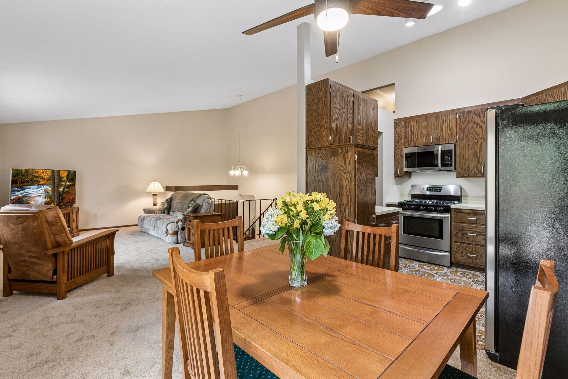 4211 Shirlee Lane North Shoreview, MN 55126 - Photo 14 of 45