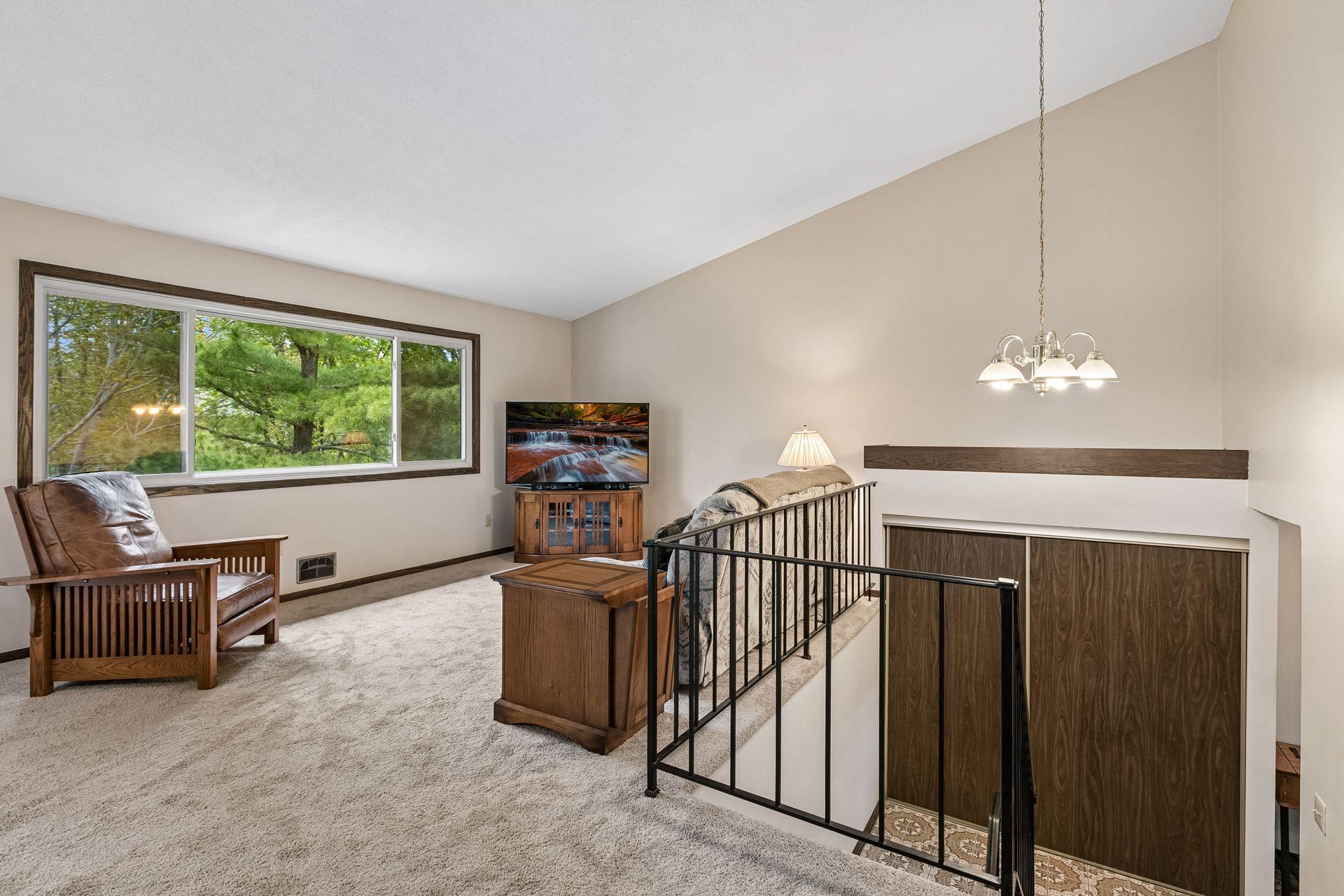 4211 Shirlee Lane North Shoreview, MN 55126 - Photo 6 of 45