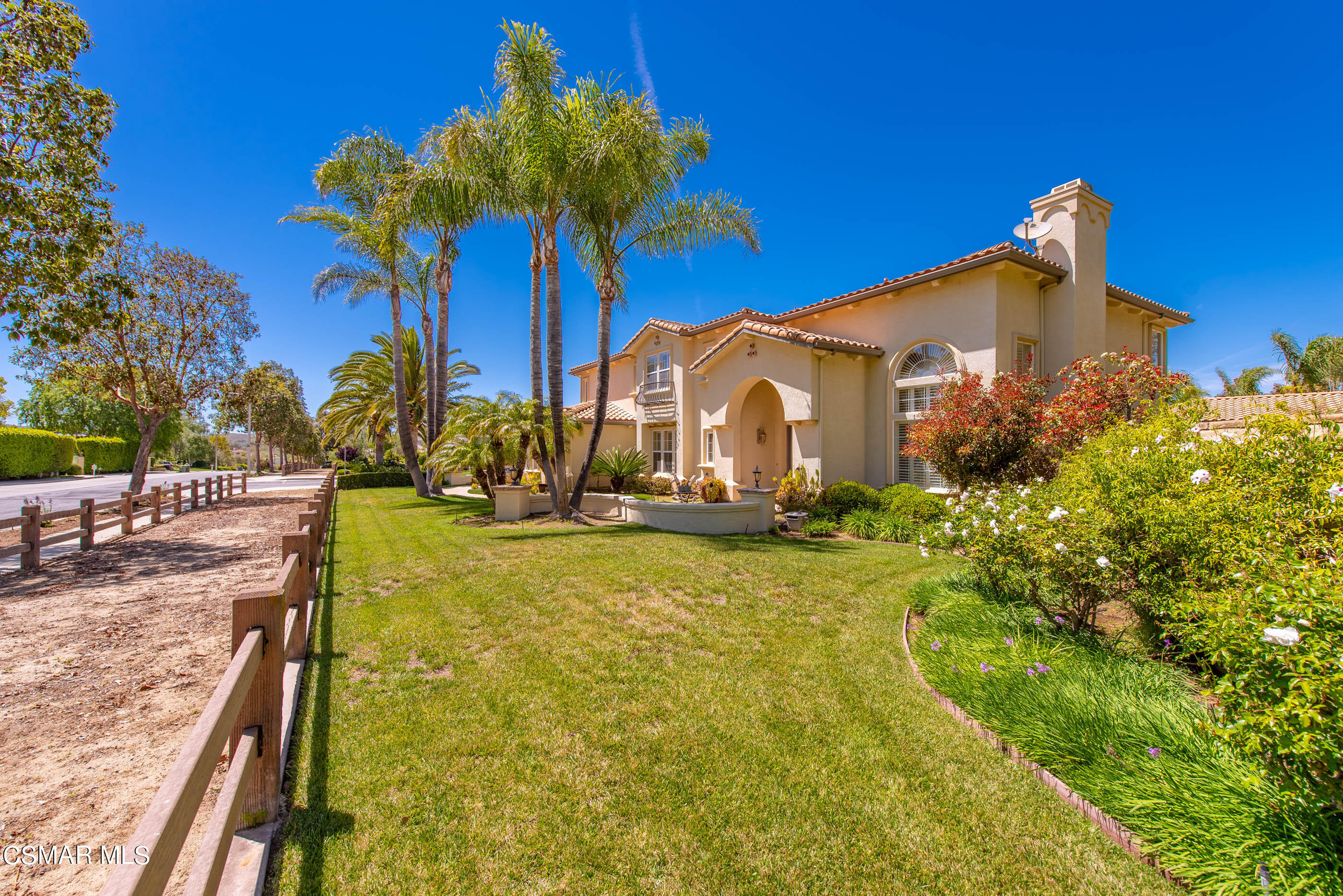 608 Longbranch Road Simi Valley, CA 93065 - Photo 12 of 87 608 Longbranch Rd Simi Valley-6