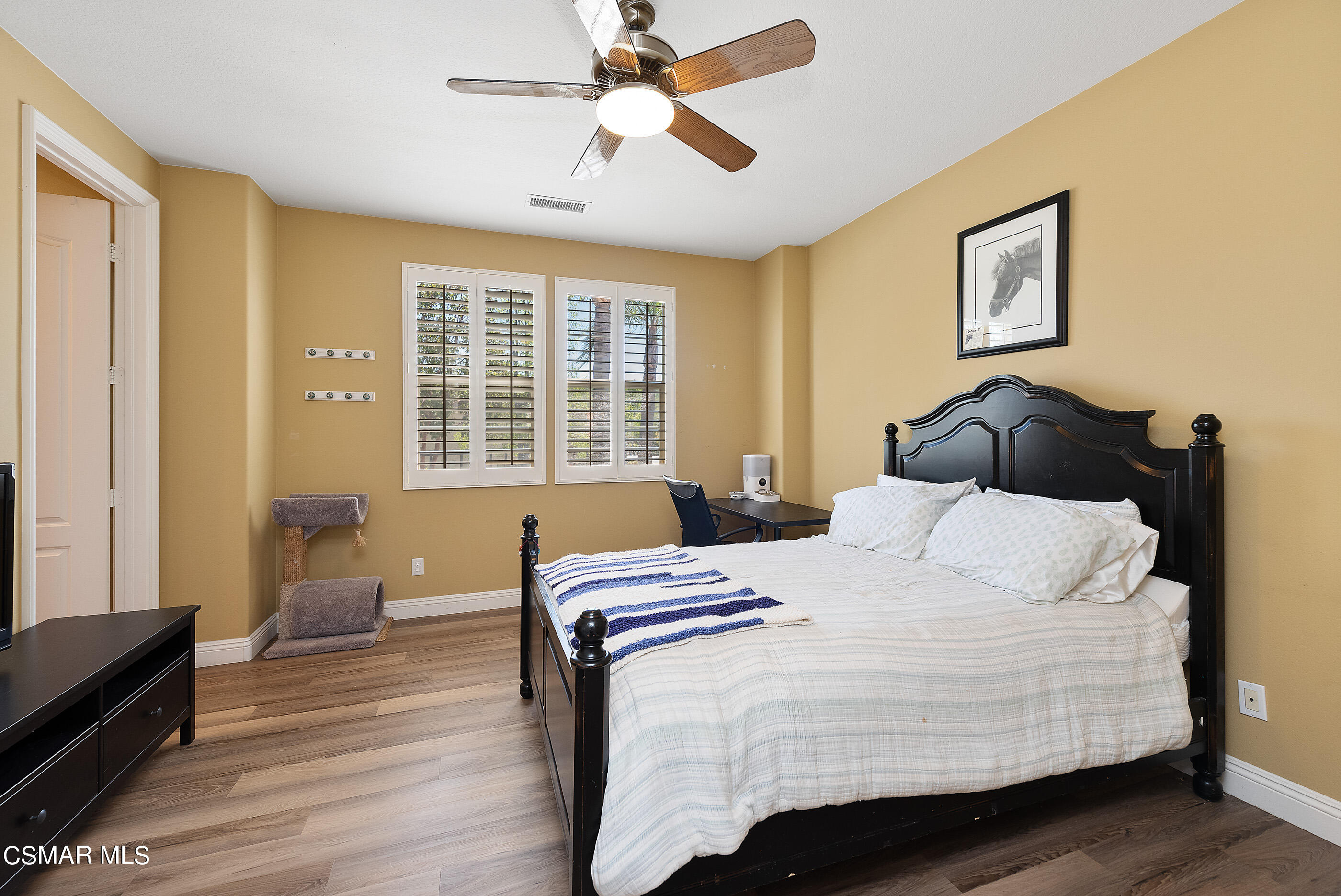 608 Longbranch Road Simi Valley, CA 93065 - Photo 40 of 87 608 Longbranch Rd Simi Valley-38