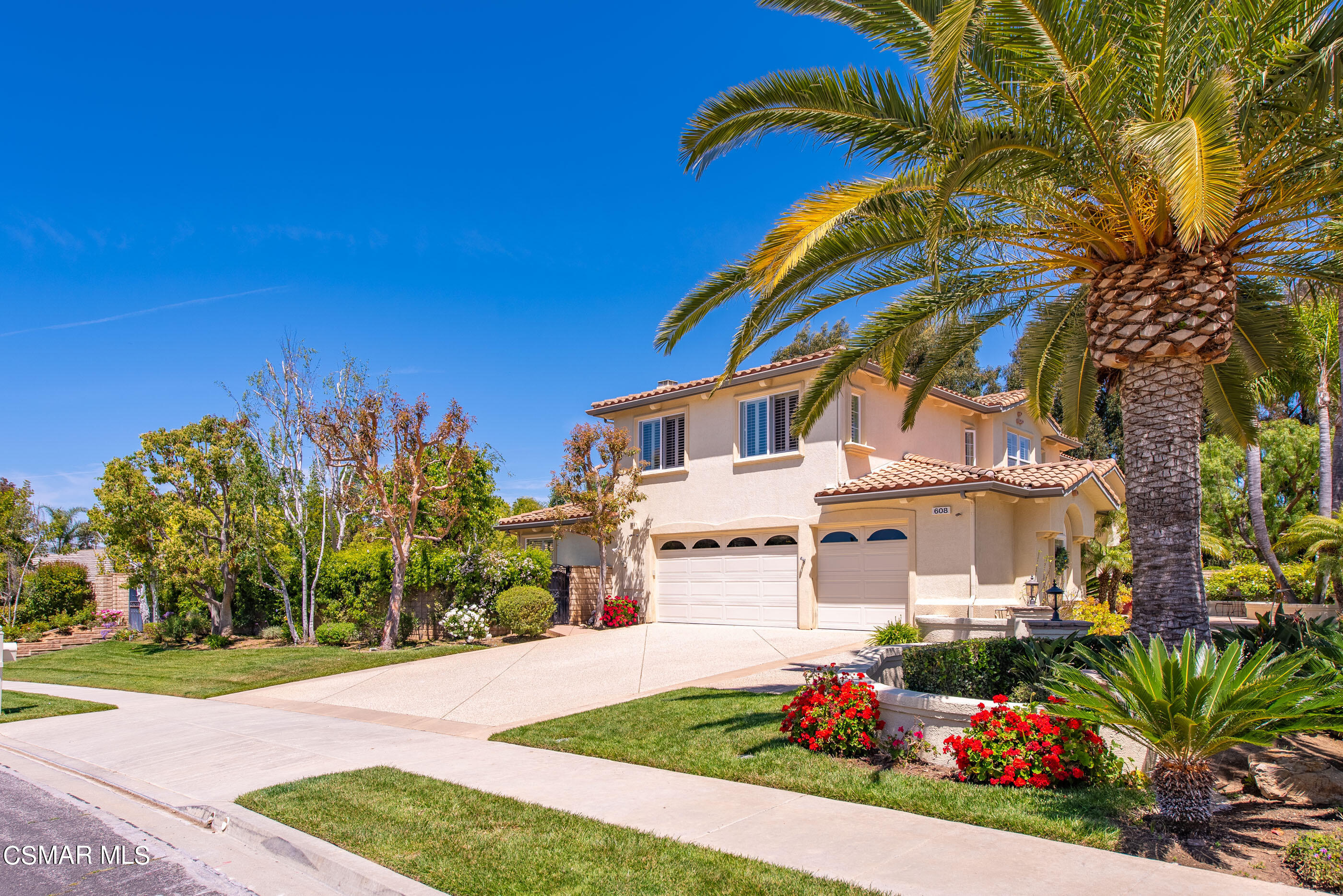 608 Longbranch Road Simi Valley, CA 93065 - Photo 6 of 87 608 Longbranch Rd Simi Valley-1