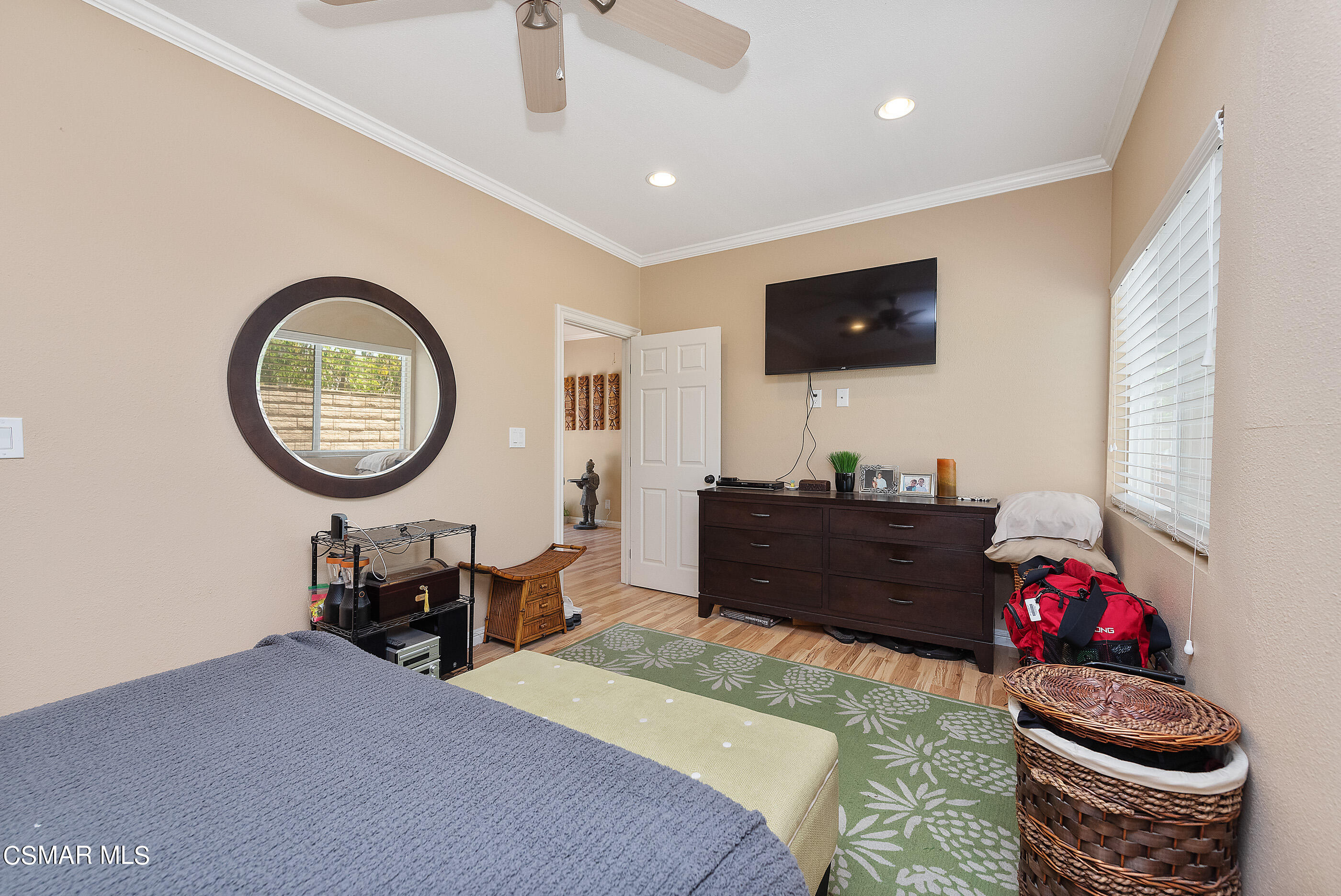 608 Longbranch Road Simi Valley, CA 93065 - Photo 64 of 87 608 Longbranch Rd Simi Valley-76
