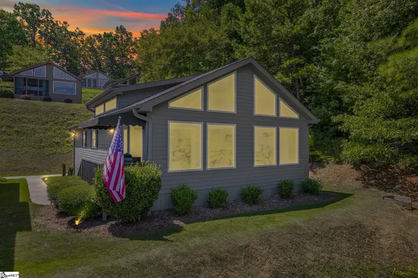 $305,000 | 1230 Melton Road, Unit 82, West Union, SC 29696