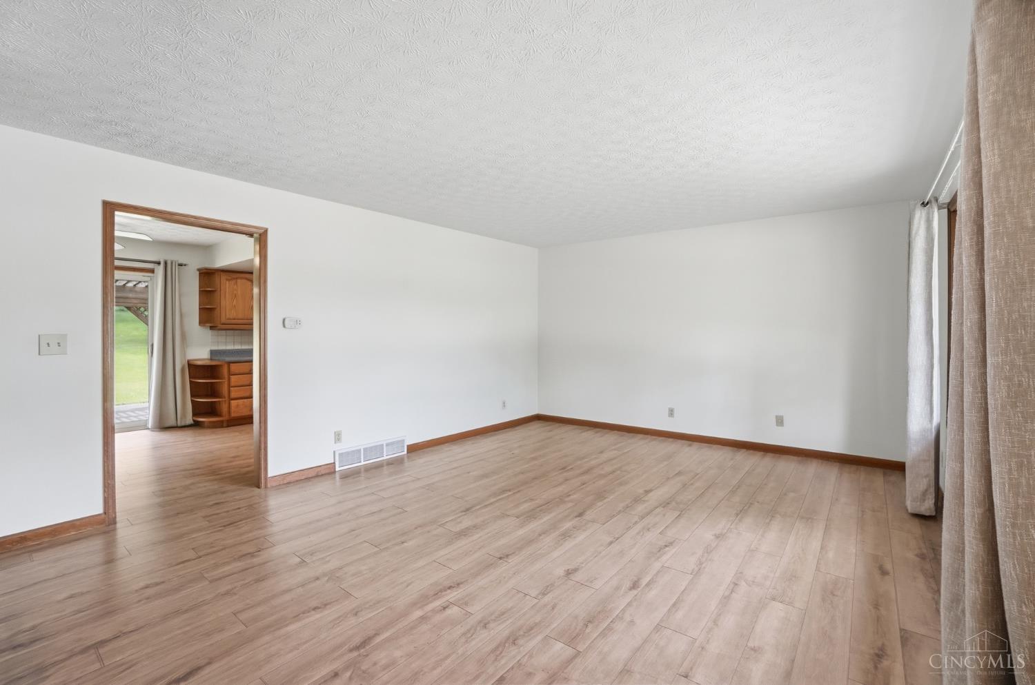 2905 Resor Road Fairfield, OH 45014 - Photo 8 of 68