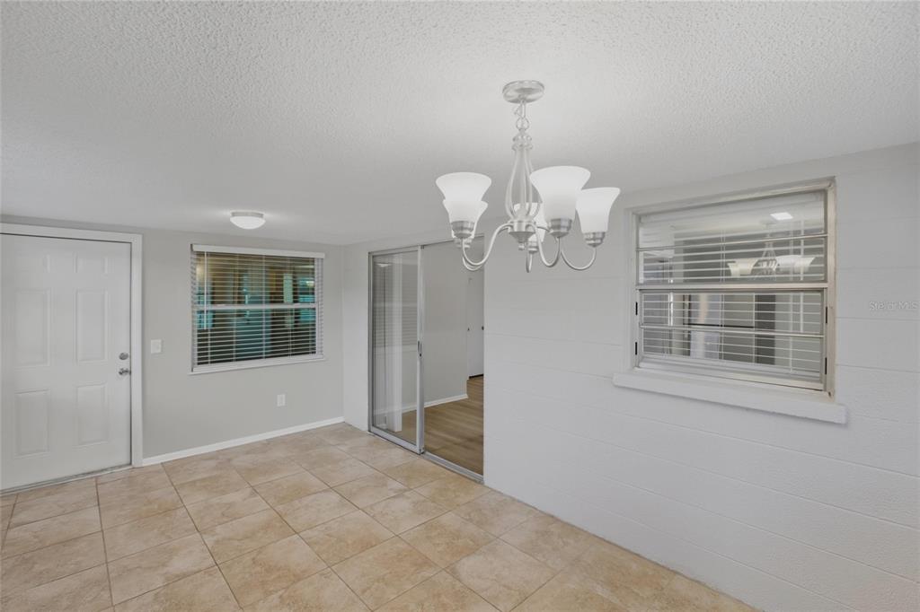 101 Oberlin Road Venice, FL 34293 - Photo 25 of 27