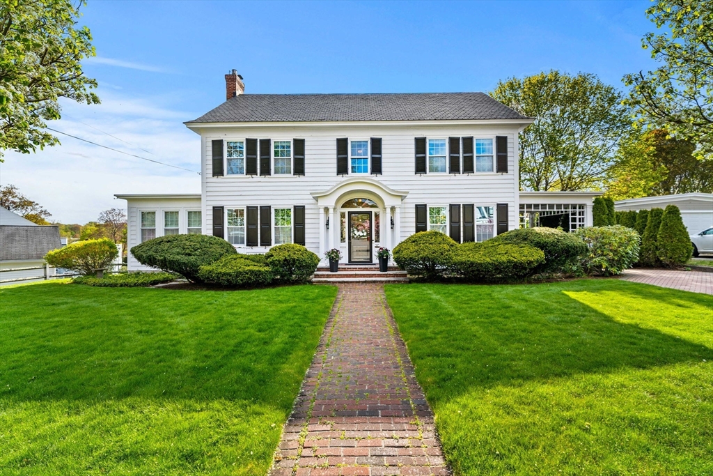 57 Garden Road Lowell, MA 01852 - Photo 1 of 35