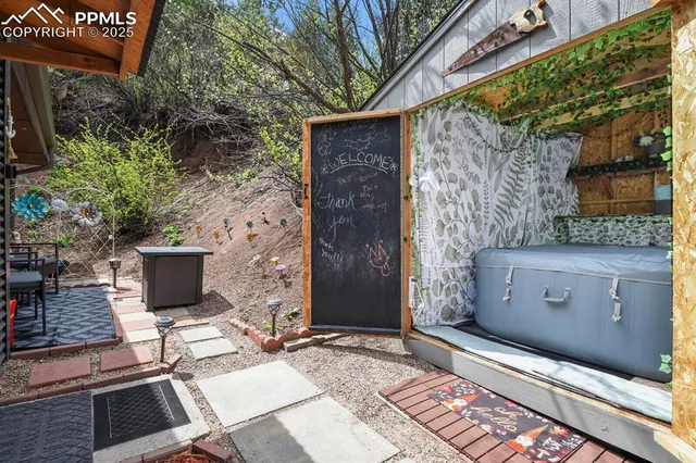 a view of a outdoor space