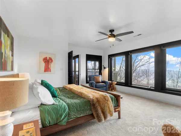 $785,000 | 30 Club Villa Court, Unit B/5, Burnsville, NC 28714