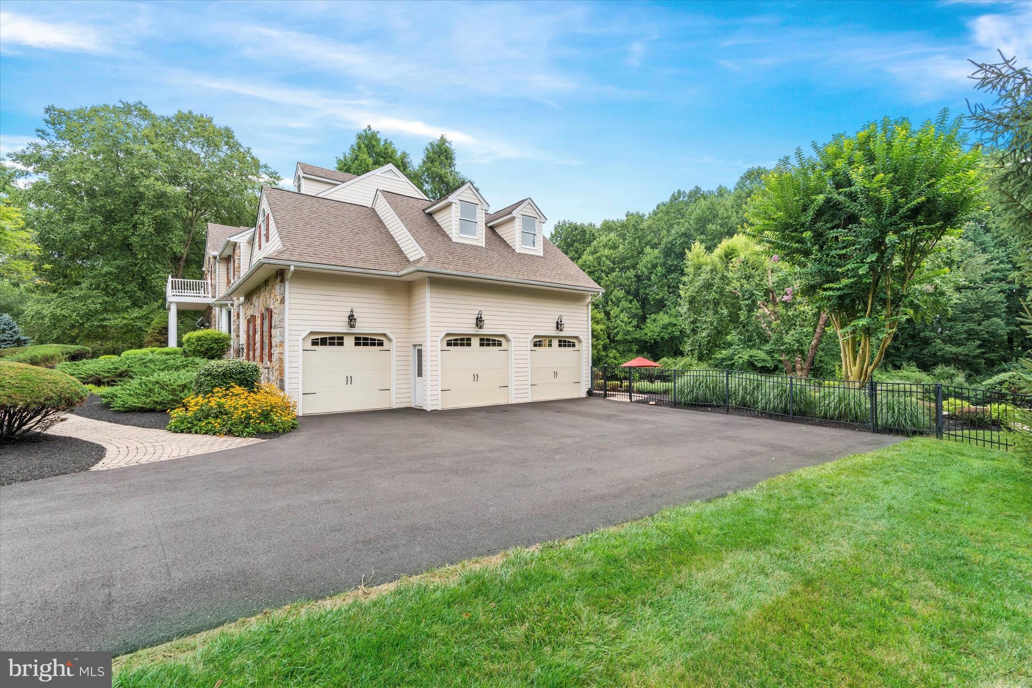 204 Fern Ridge Landenberg, PA 19350 - Photo 72 of 81 Garage & Driveway View