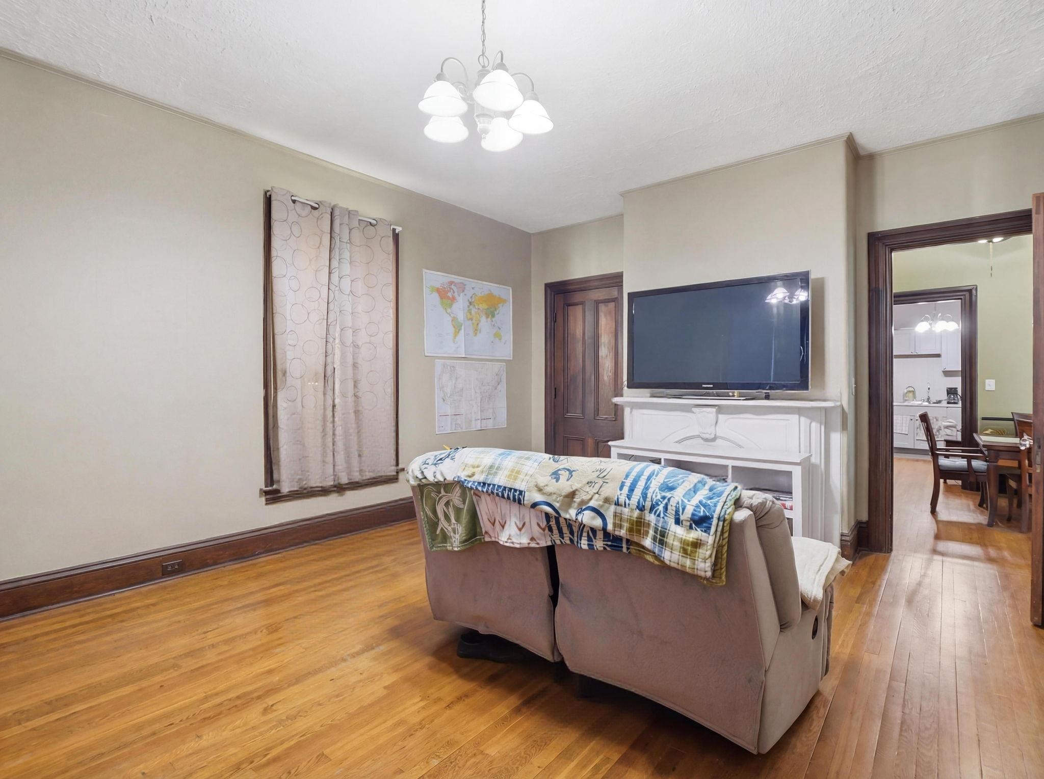14 Mulberry Street Nashua, NH 03060 - Photo 4 of 45