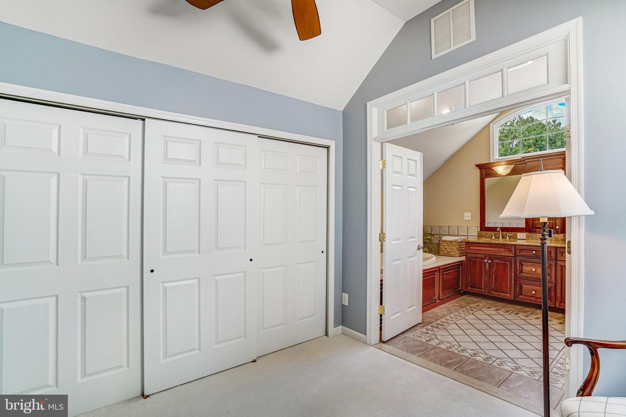 6815 Bluecurl Circle Springfield, VA 22152 - Photo 24 of 49