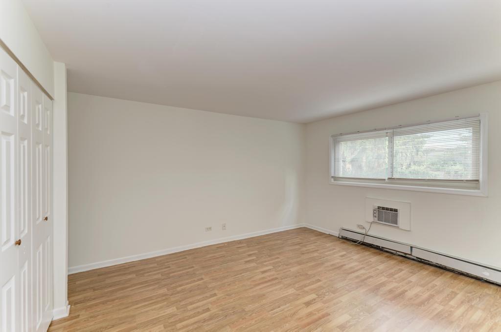 1313 Rebecca Road, Unit 111 Lombard, IL 60148 - Photo 12 of 20 Gallery Image 12
