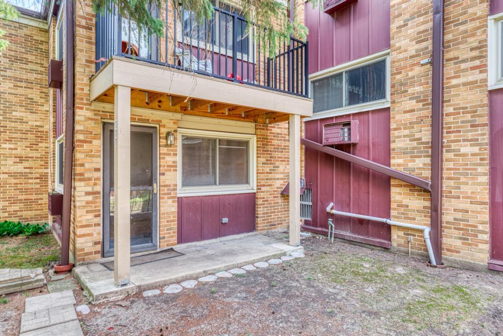 1313 Rebecca Road, Unit 111 Lombard, IL 60148 - Photo 18 of 20 Gallery Image 18