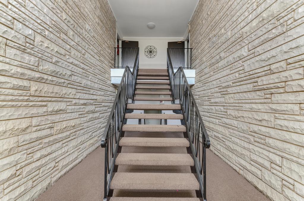 1313 Rebecca Road, Unit 111 Lombard, IL 60148 - Photo 2 of 20 Gallery Image 2