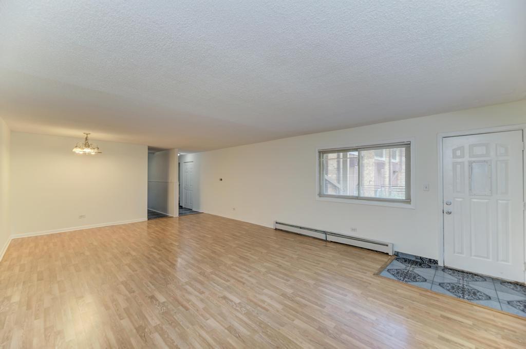 1313 Rebecca Road, Unit 111 Lombard, IL 60148 - Photo 5 of 20 Gallery Image 5