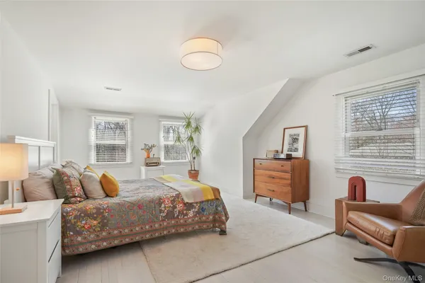 $1,425,000 | 16 Cedar Hill Road, Pound Ridge, NY 10576