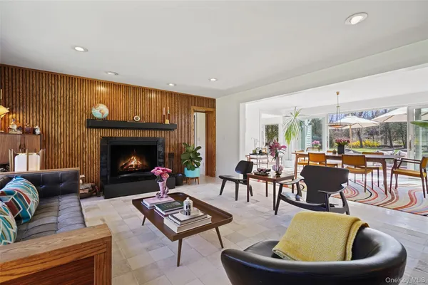 $1,425,000 | 16 Cedar Hill Road, Pound Ridge, NY 10576