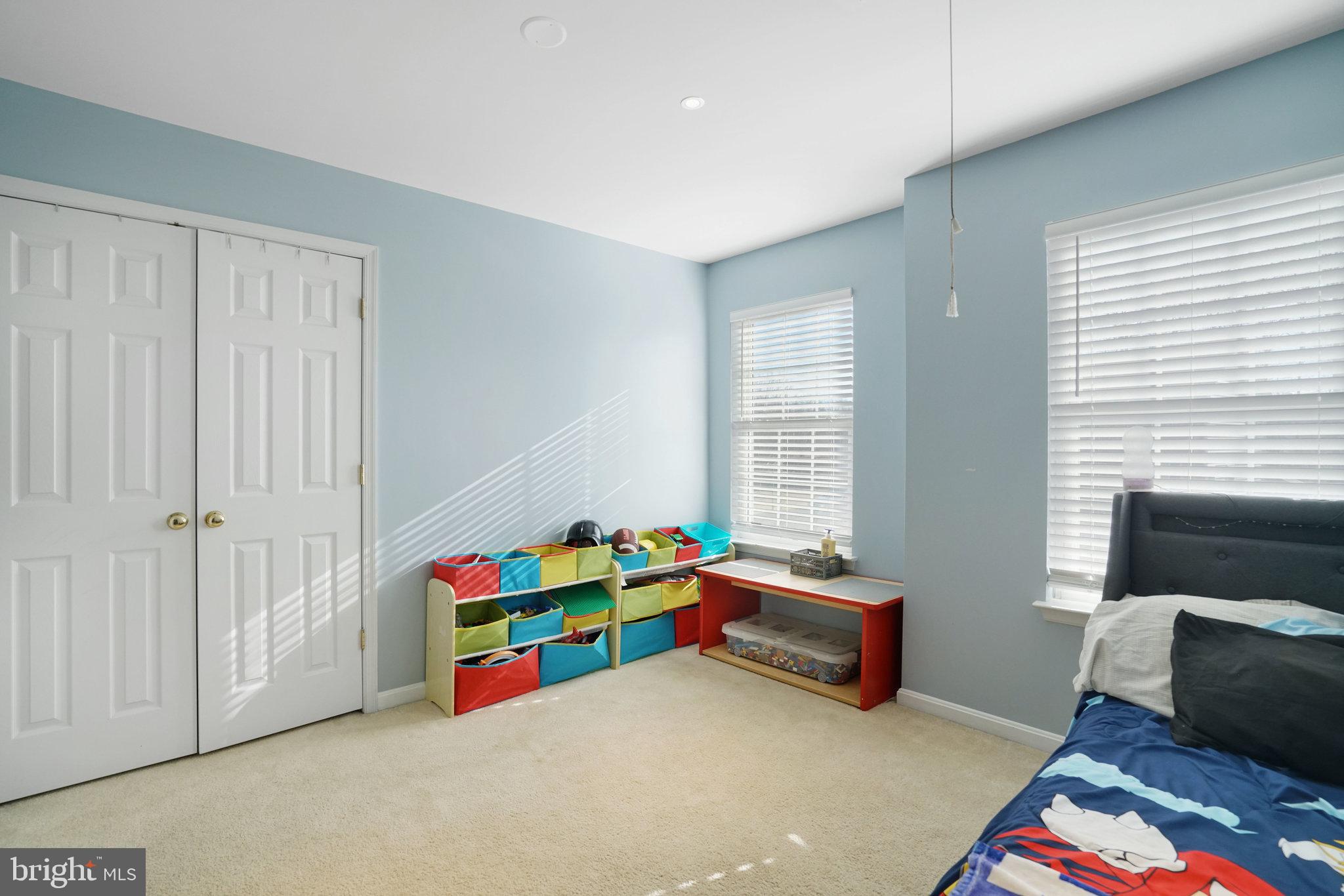 5026 Fallen Timber Way Indian Head, MD 20640 - Photo 35 of 62 a living room with baby crib furniture and a window