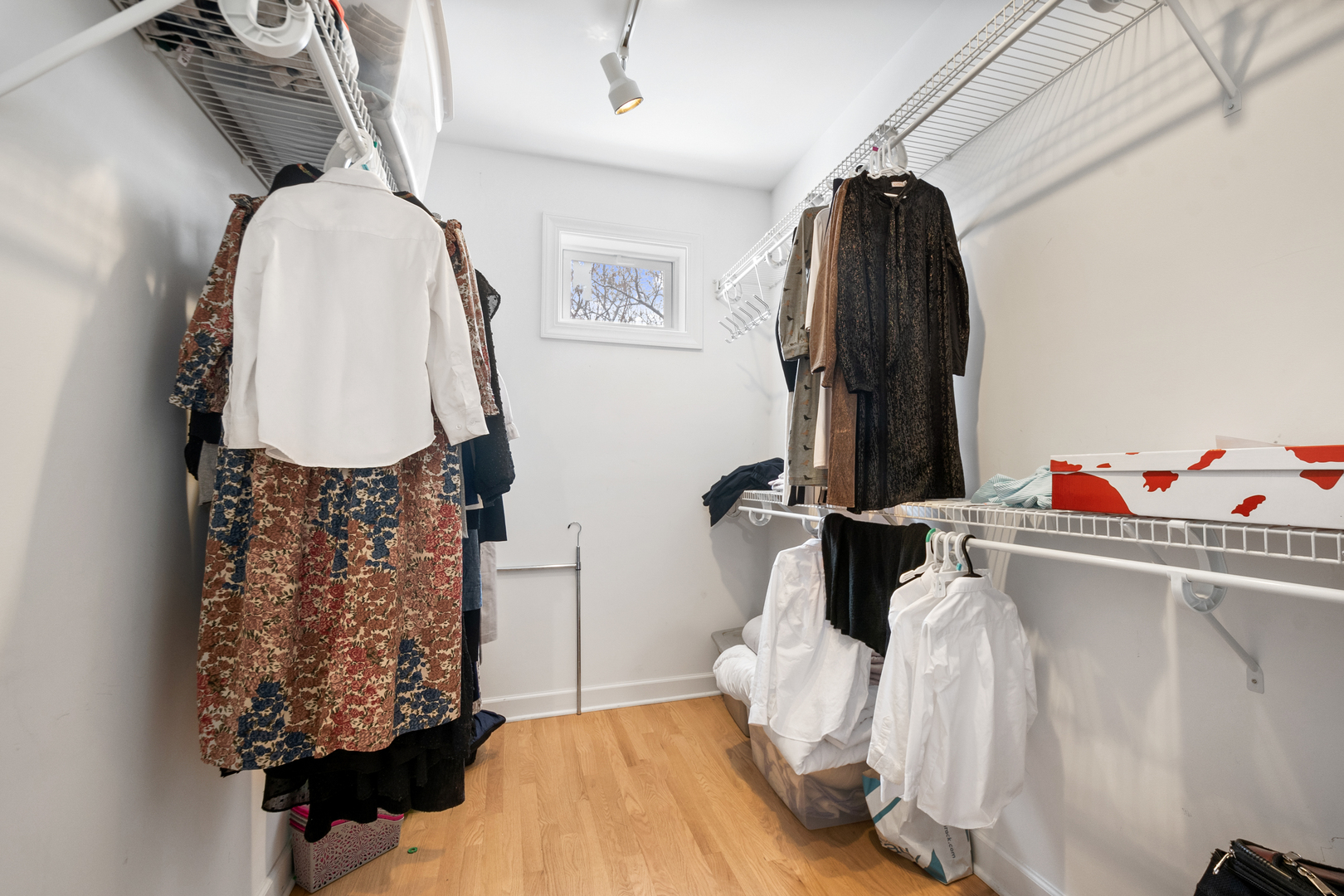 5933 North Bernard Street Chicago, IL 60659 - Photo 19 of 31