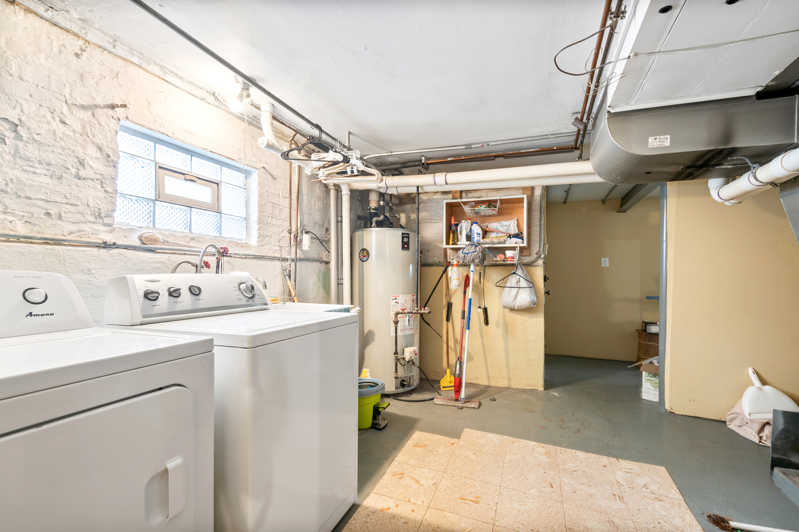 5933 North Bernard Street Chicago, IL 60659 - Photo 23 of 31
